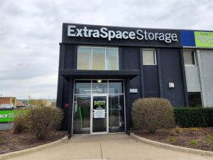 Extra Space Storage - 3452 - Addison - Westgate St